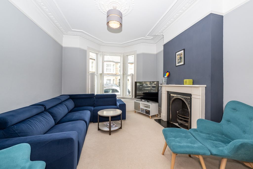 Property photo 3 of 32 5100556