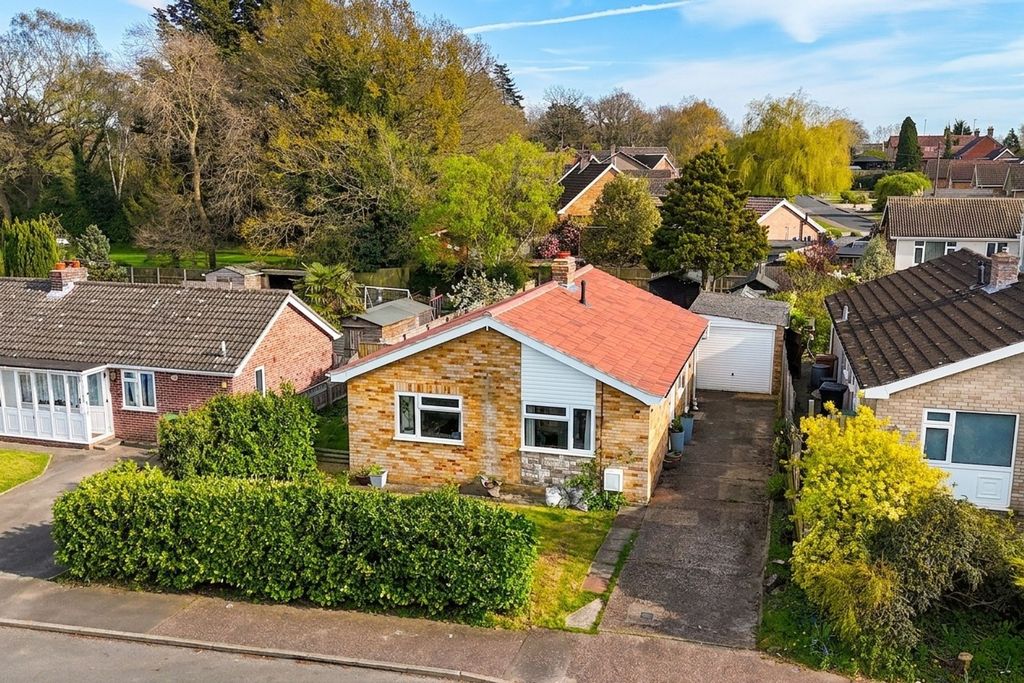 Property photo 1 of 21