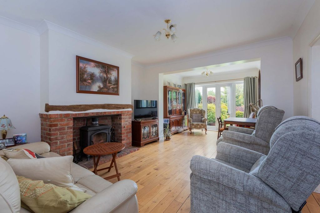 Property photo 3 of 17