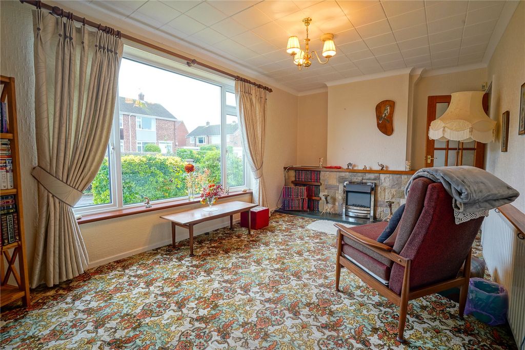 Property photo 2 of 10 Picture No. 04