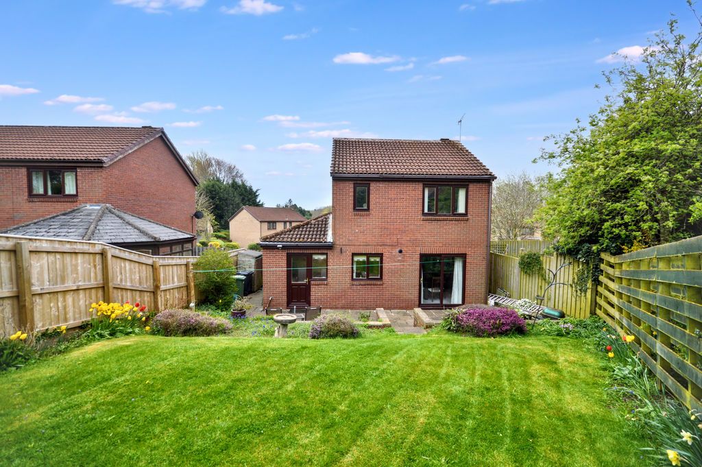 Property photo 2 of 15 Photo 9