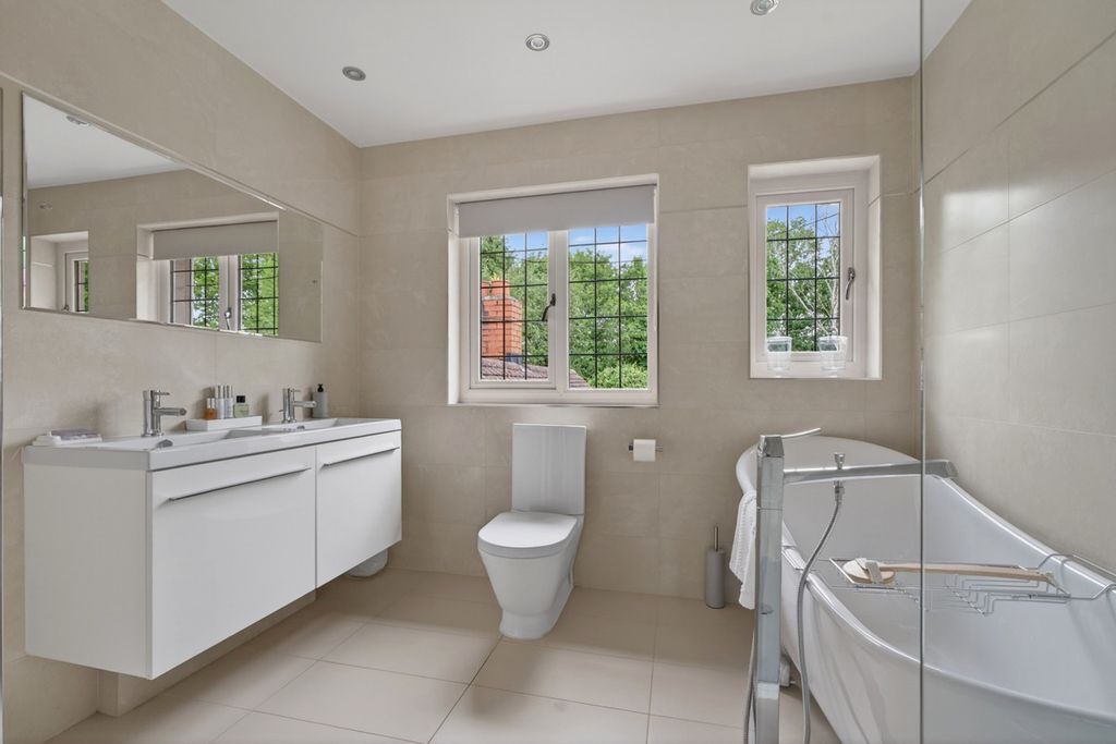 Additional image 26 of 6 bed country house for saleStanklyn Lane, Stone, Kidderminster Worcestershire DY10
