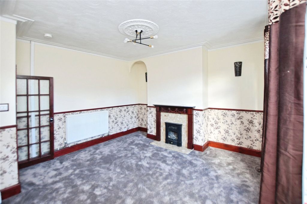 Property photo 2 of 6 Picture No. 13
