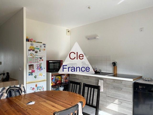 Property photo 3 of 8