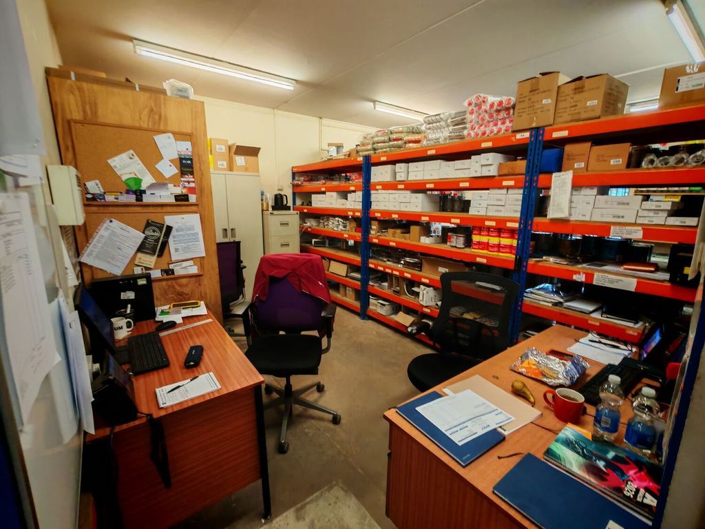 Property photo 2 of 10