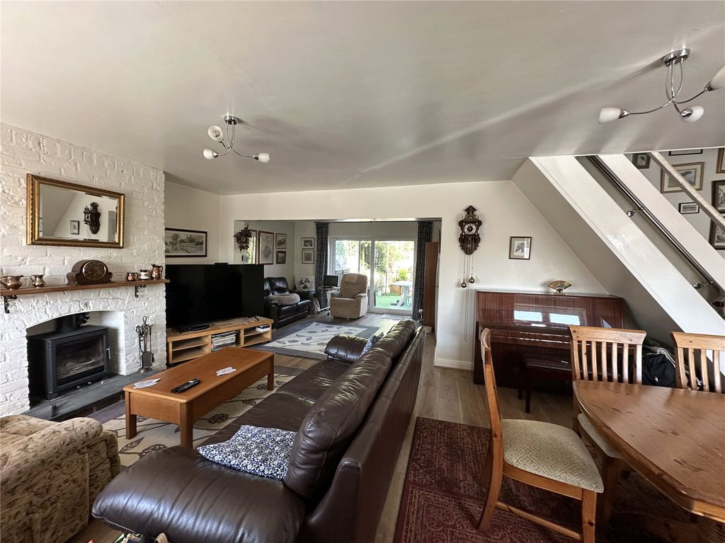 Property photo 3 of 7 Picture No. 05