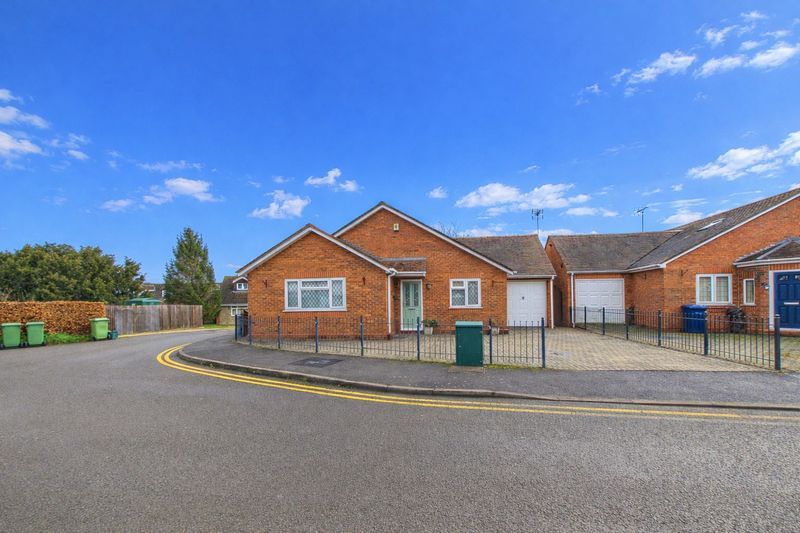 Property photo 1 of 10 Front