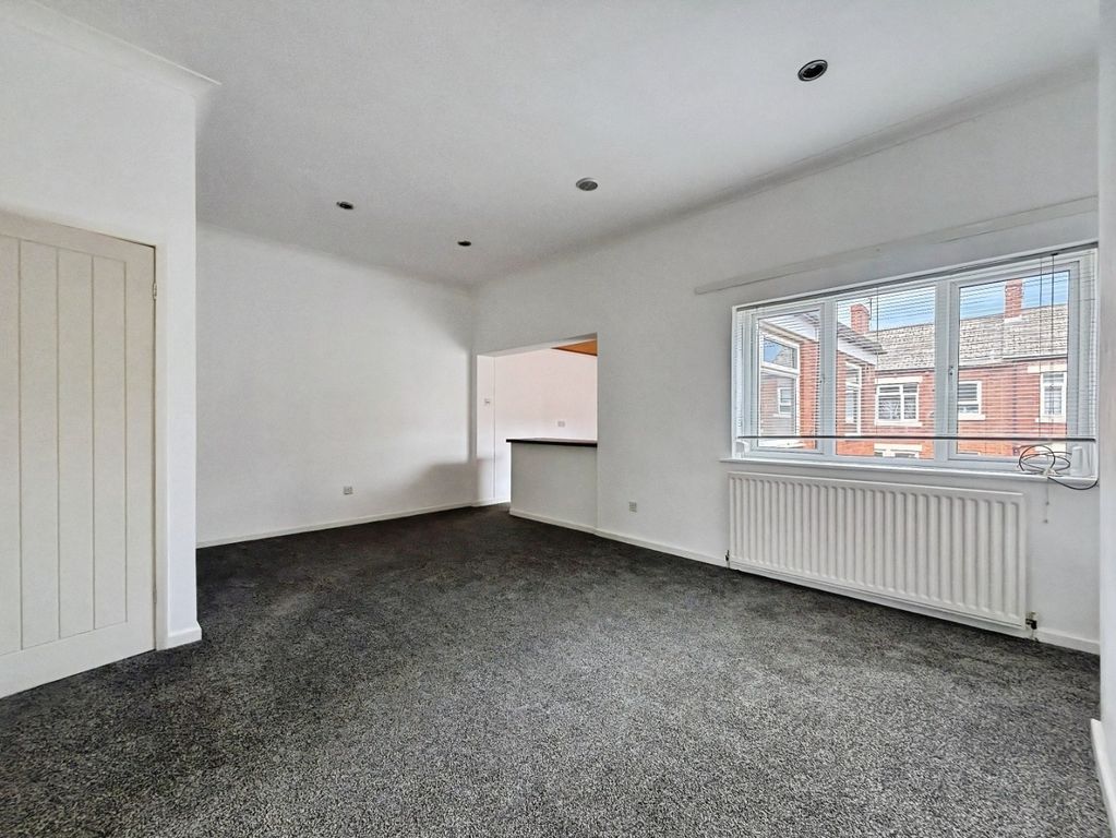Property photo 1 of 16 5158840