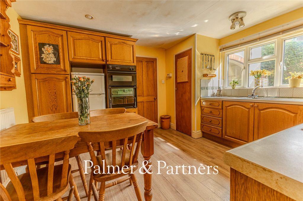 Property photo 3 of 21 Picture No. 05