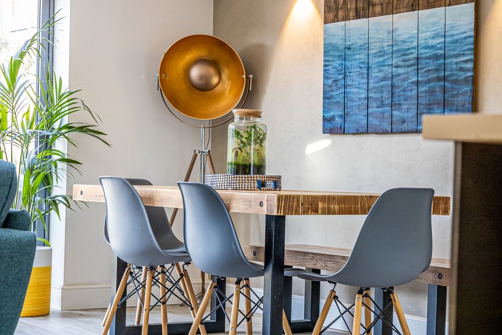 Property photo 3 of 31 .