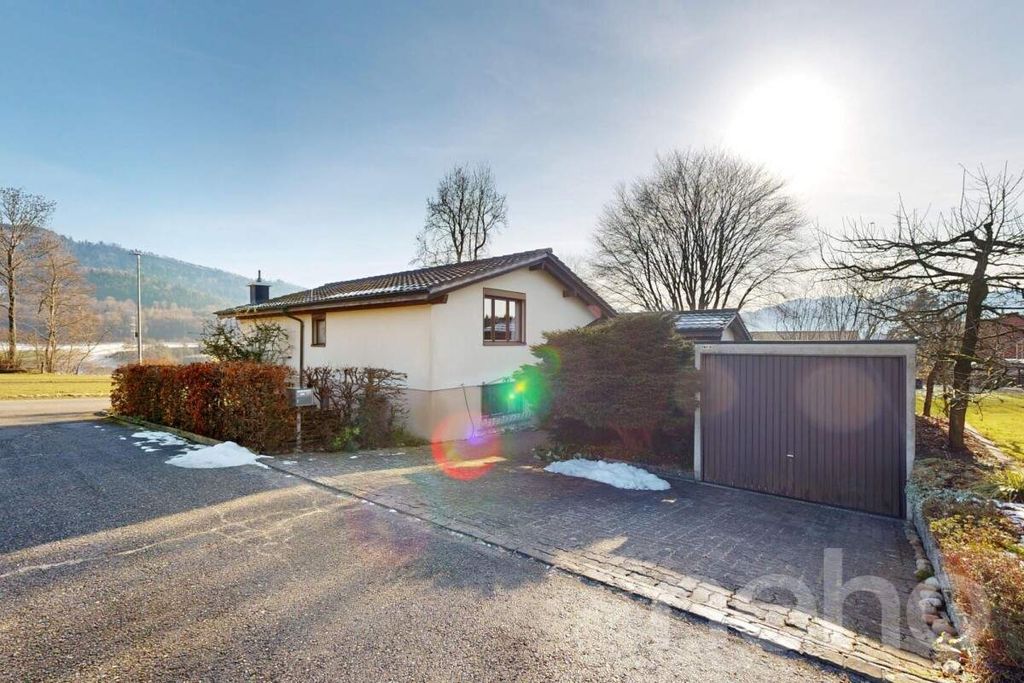 Property photo 3 of 12