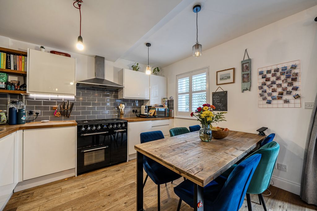 Property photo 2 of 20 1416506-5-699850E...