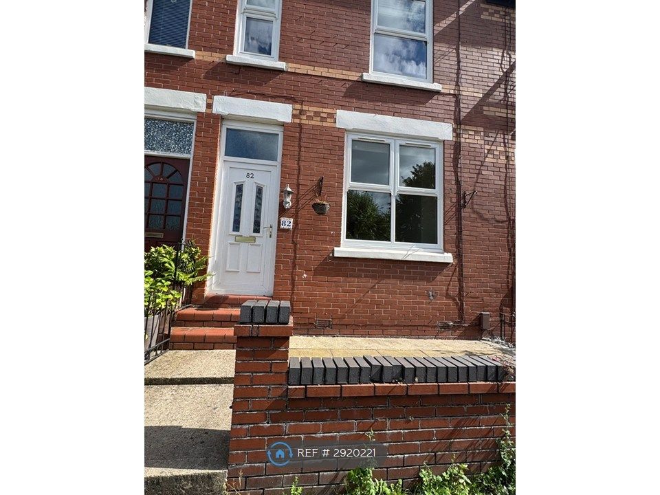 Property photo 2 of 14