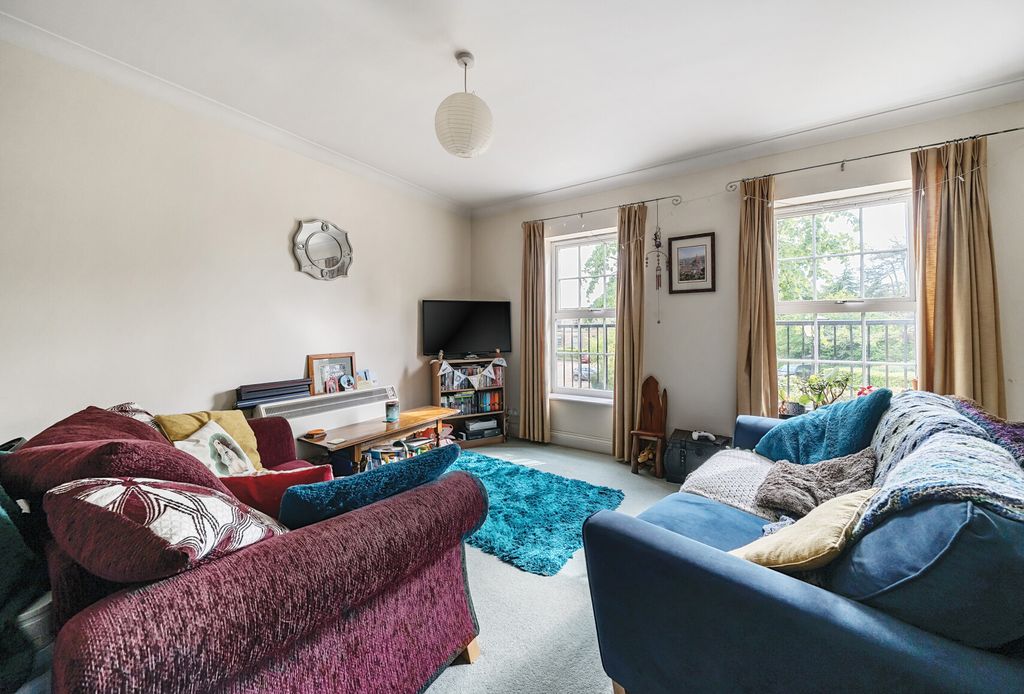 Property photo 2 of 8 3-681B88665E548-1...