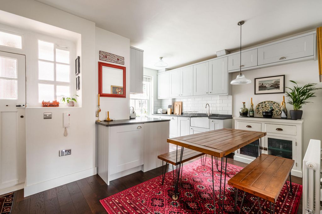 Property photo 1 of 14 Kitchen
