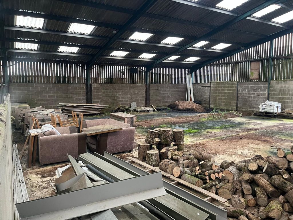 Property photo 2 of 3