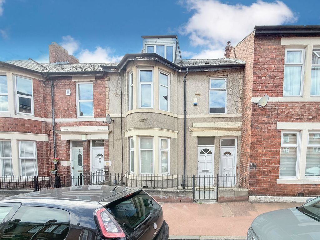 Property photo 1 of 20 External