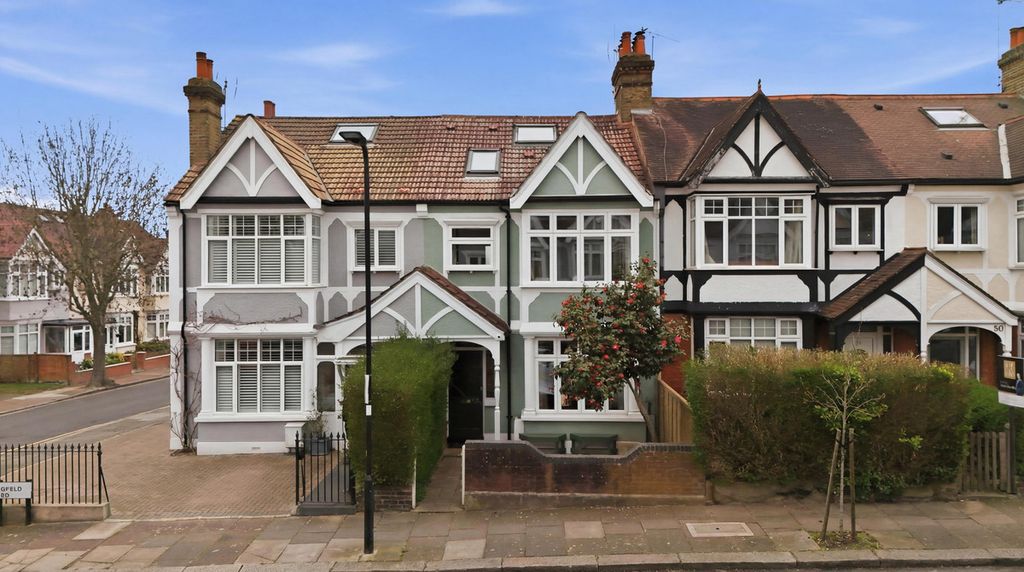 Property photo 2 of 25