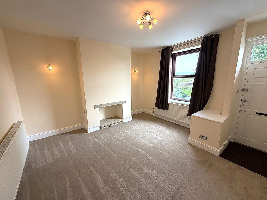 Property photo 2 of 11 18.Jpg