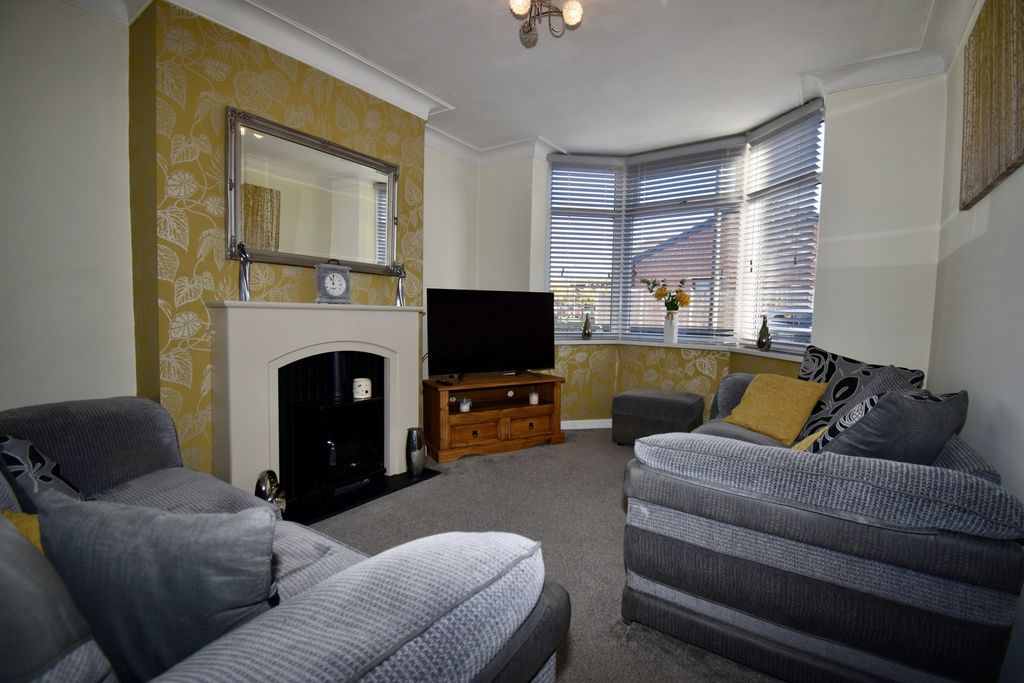 Property photo 2 of 15 Image 1