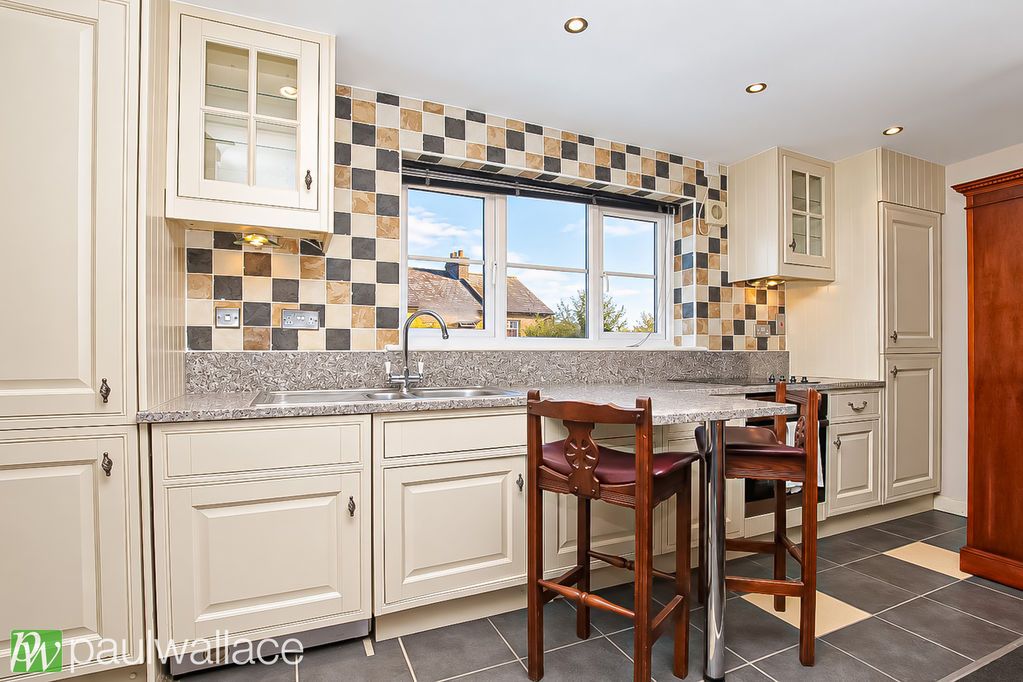 Property photo 1 of 13 Kitchen