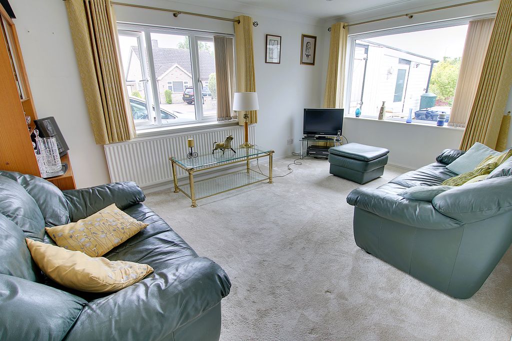 Property photo 2 of 14