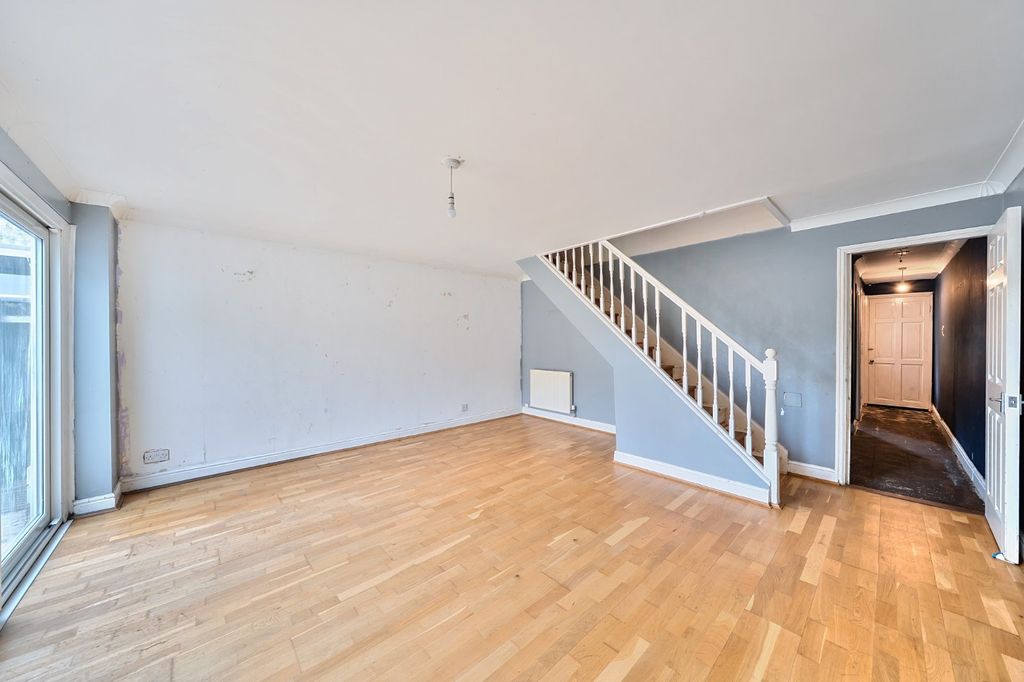 Property photo 3 of 13 Picture No. 10