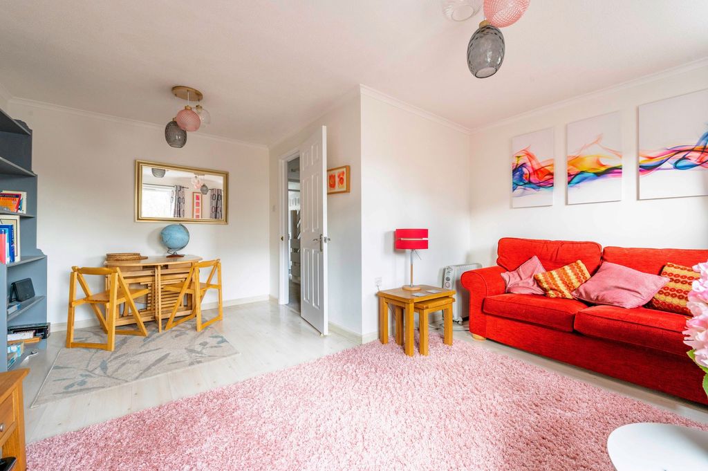 Property photo 3 of 20