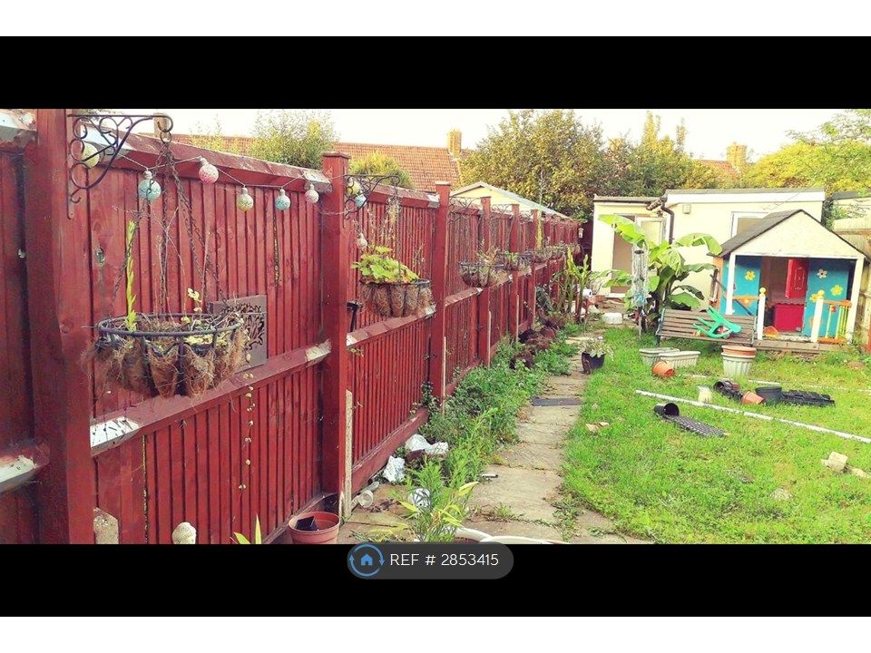 Property photo 1 of 13 Garden