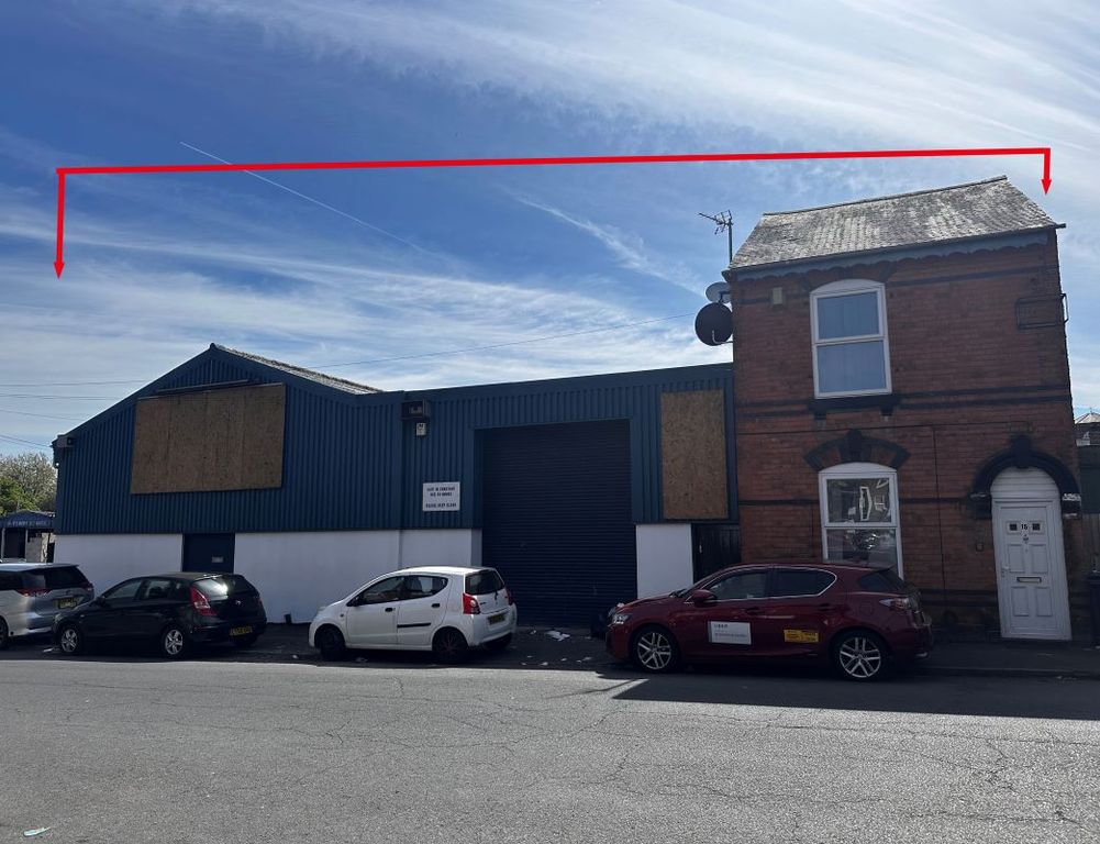 Property photo 1 of 10