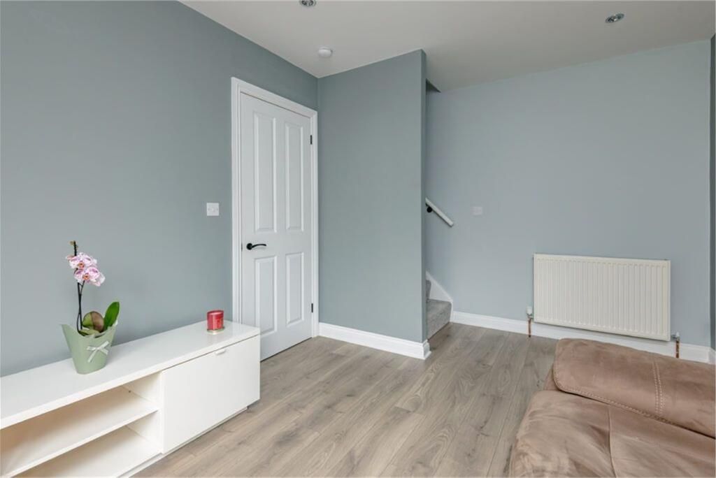 Property photo 3 of 9 Property Image 3