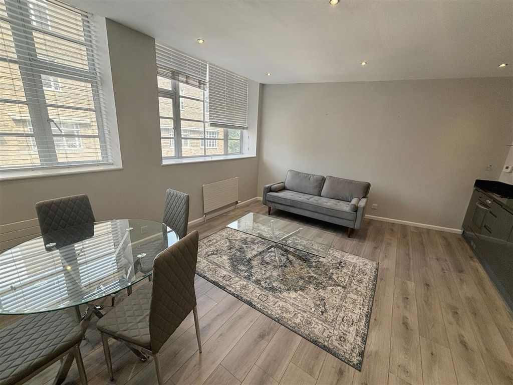 Property photo 3 of 7 Img_1052.Jpg