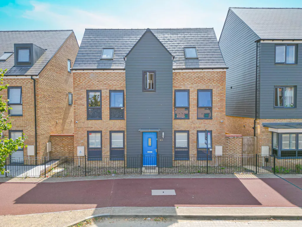 Fen Street, Brooklands MK10 - View 3