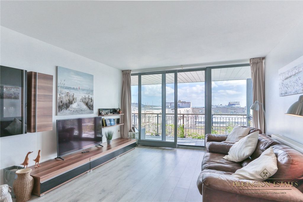 Property photo 1 of 10 4287600