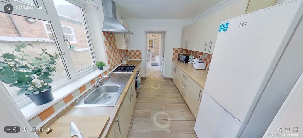 Property photo 3 of 9 Picture No. 02