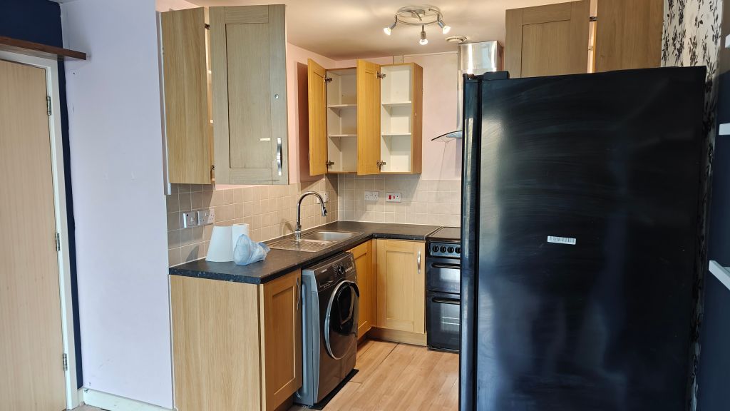 Property photo 2 of 19