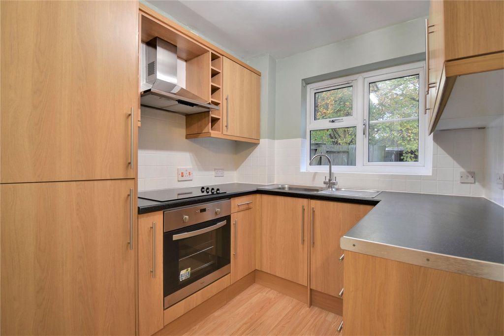 Property photo 1 of 9 Picture No. 07