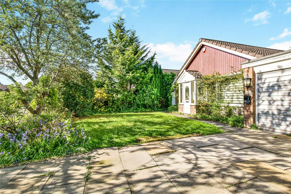 Property photo 2 of 21 Picture No. 35