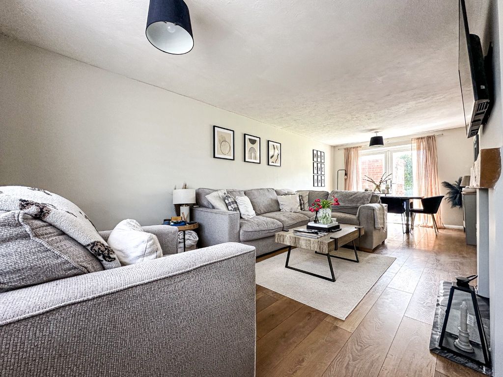 Property photo 2 of 27 5070966
