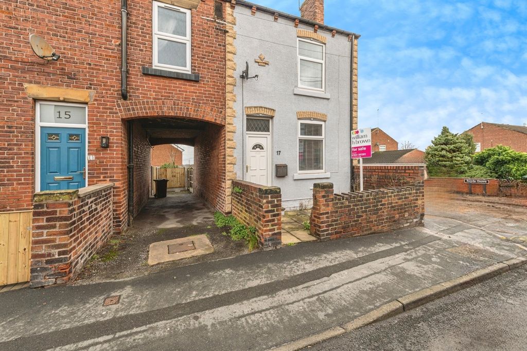 Property photo 2 of 14