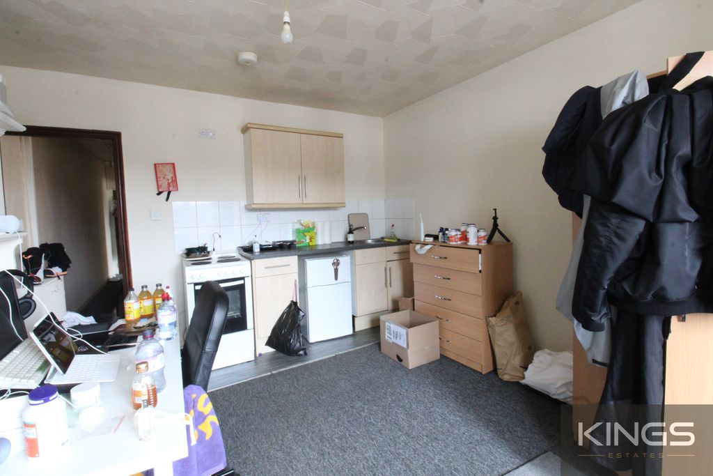 Property photo 2 of 4