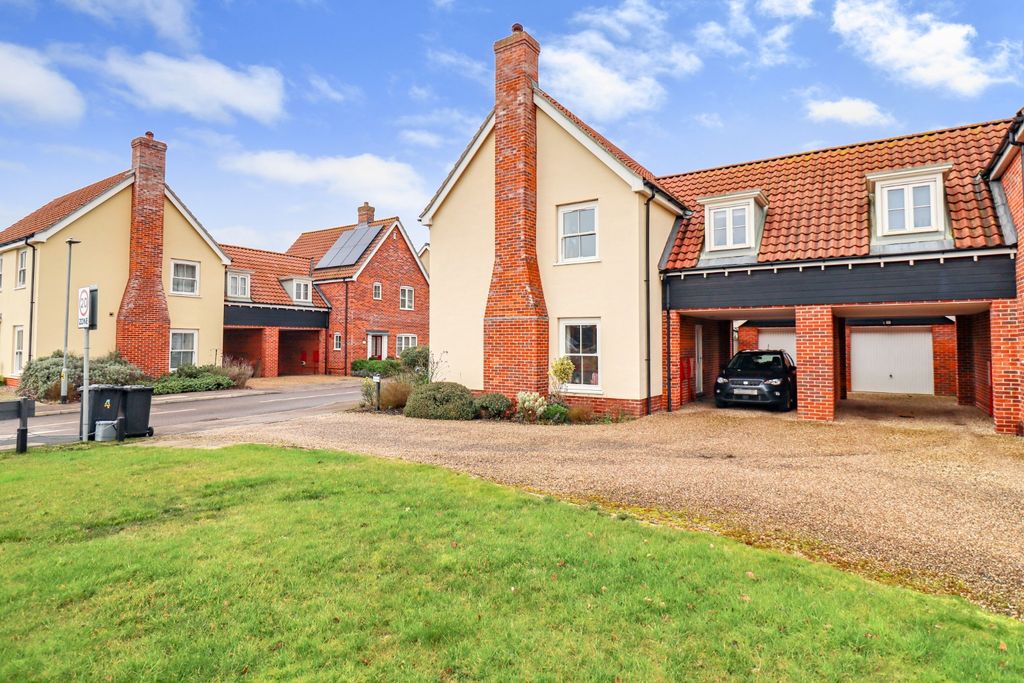 Property photo 2 of 27 3940445