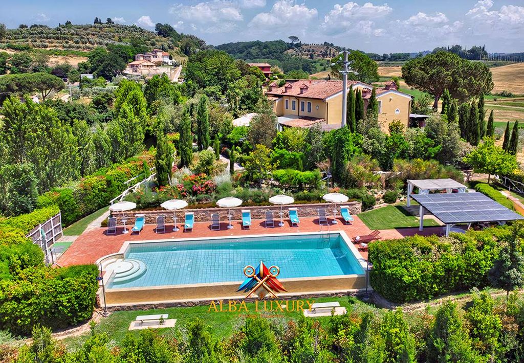 Property photo 3 of 49