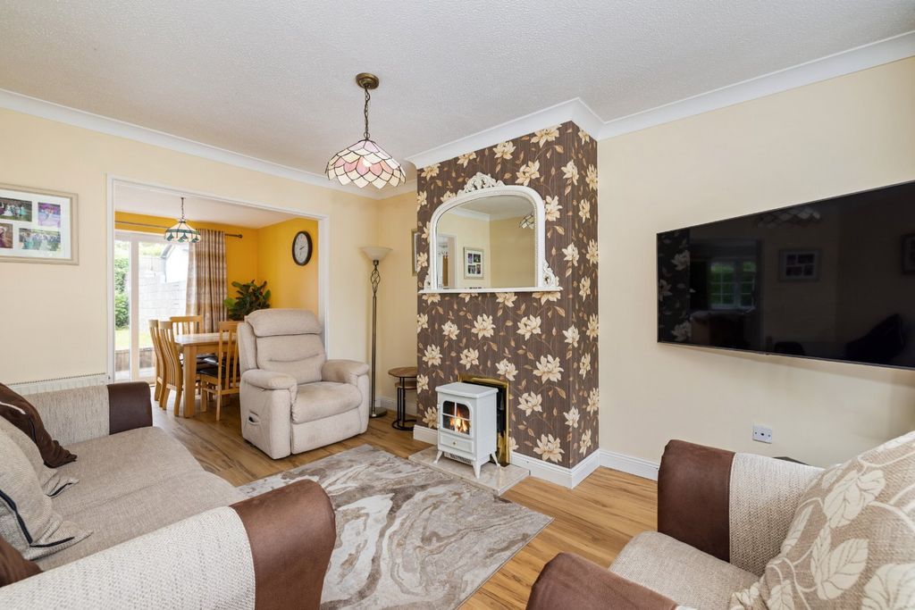 Property photo 2 of 13 Picture No. 05