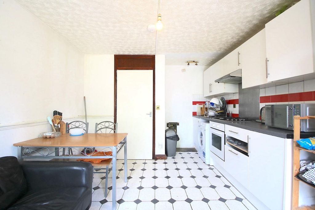 Property photo 3 of 9 Img_2908.Jpg