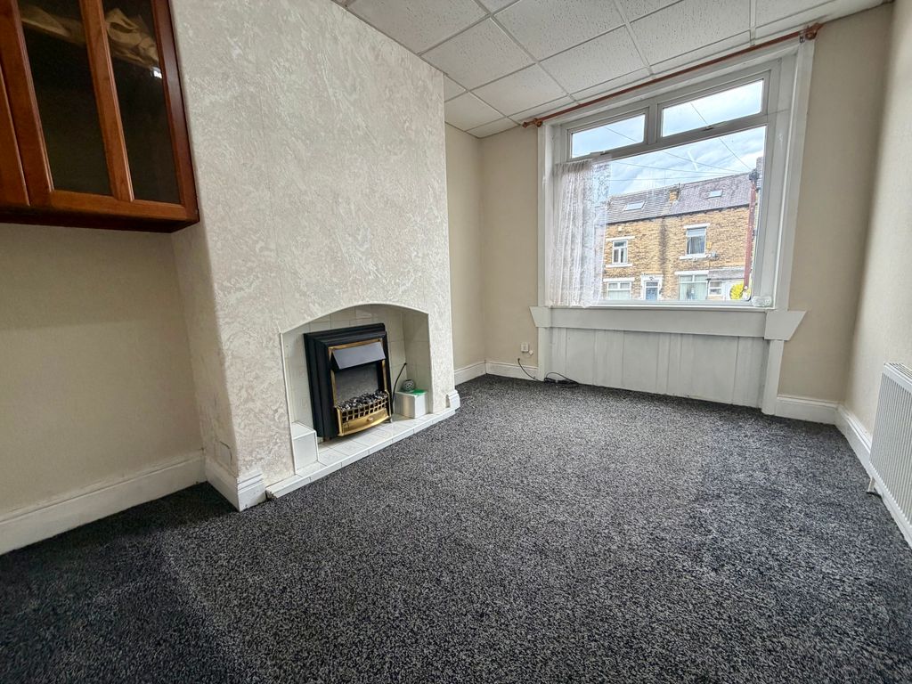 Property photo 2 of 13 Image