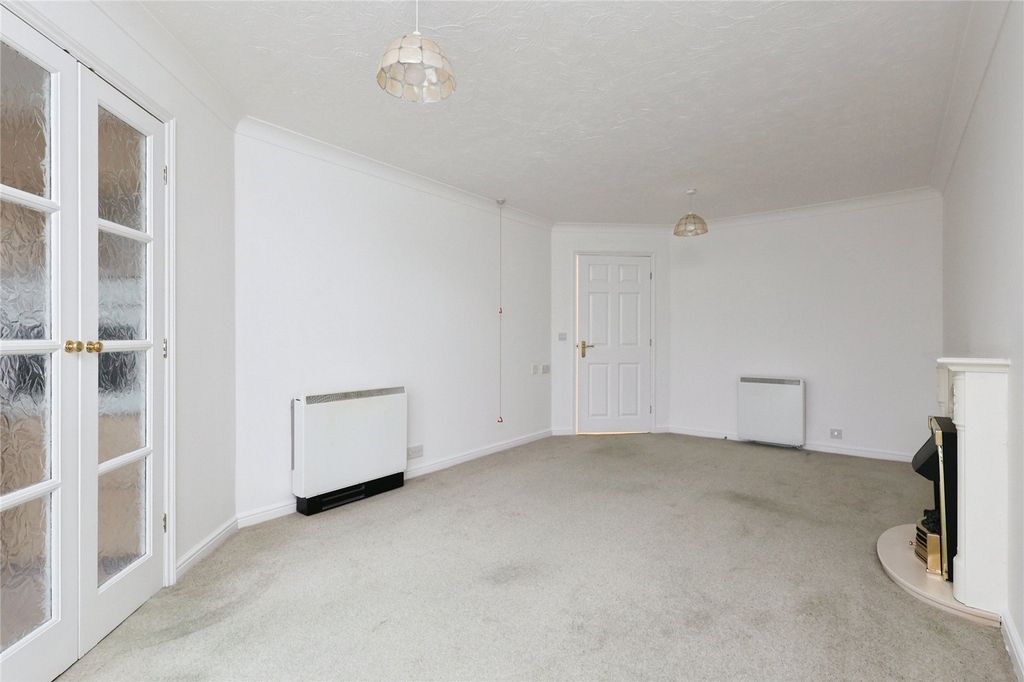 Property photo 3 of 12 Living Room