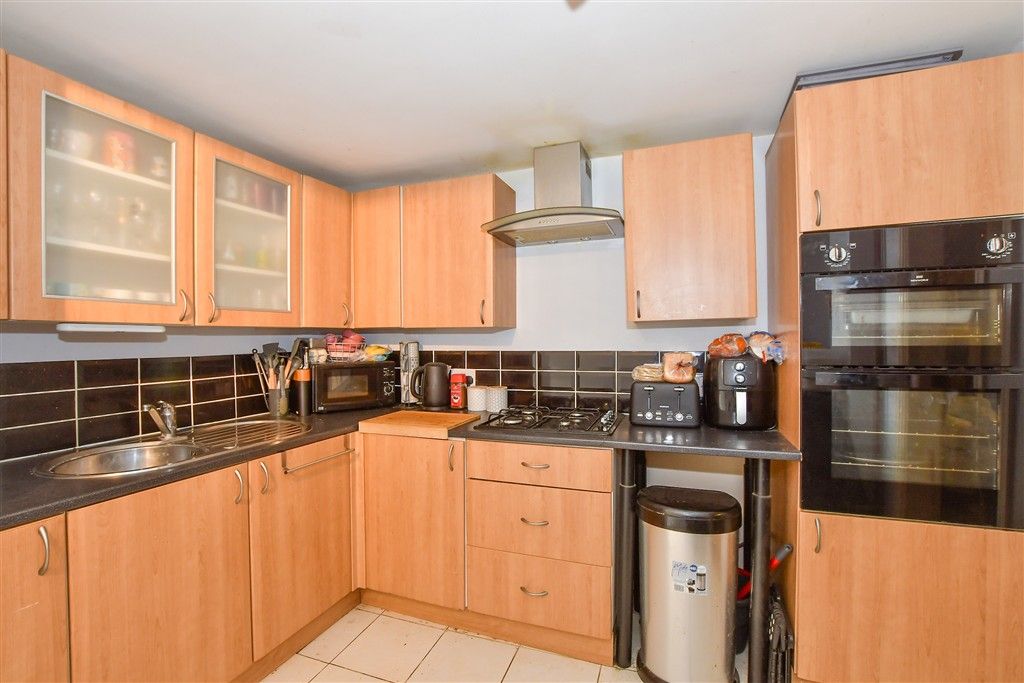 Property photo 3 of 13 Kitchen