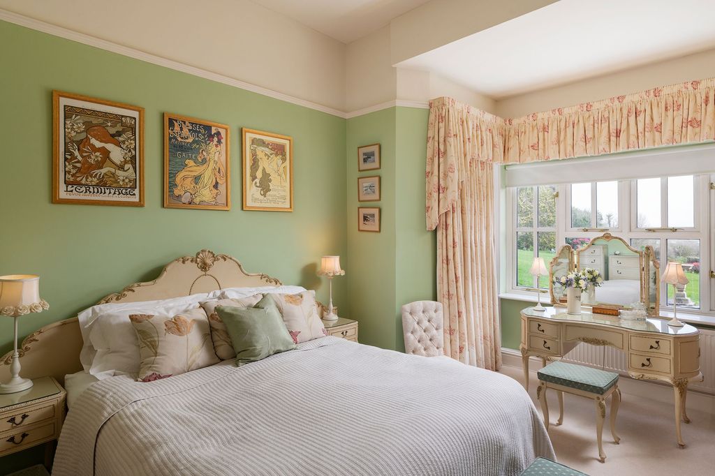Property photo 3 of 14 Principal Bedroom, 1 Stokeley Manor, Stokenham