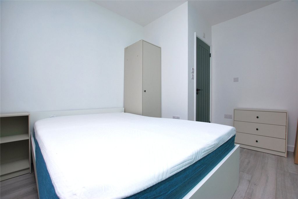 Property photo 2 of 6 Picture No. 09